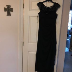 Beautiful prom/ bridesmaids dress.